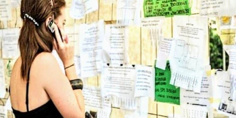 Cagliari e hinterland, affitti da incubo e stipendi da fame: giovani lavoratori costretti a vivere in quattro in una stanza