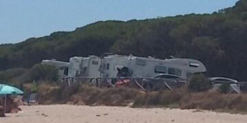 Santa Margherita di Pula, è bufera camper: “Sosta selvaggia o diritto alla sosta?”