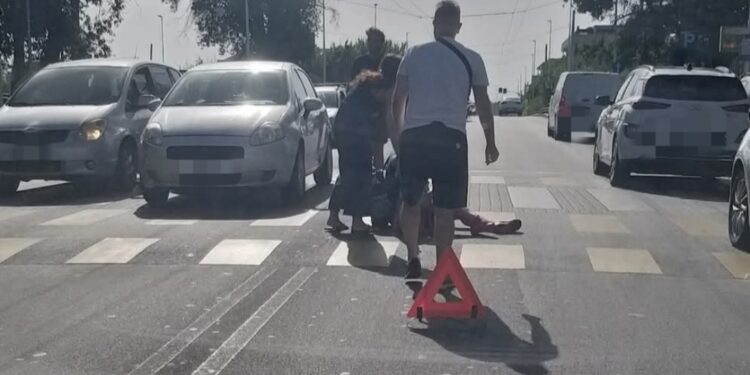 Quartu, travolto sulle strisce rialzate in viale Marconi: un uomo in ospedale