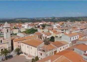 Punto da una vespa muore sul colpo a 40 anni in Sardegna: choc a Usini