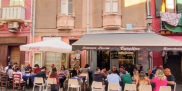 Cagliari, spedizioni di droga a domicilio e guerra tra pizzerie: retroscena shock dietro i 5 clamorosi arresti