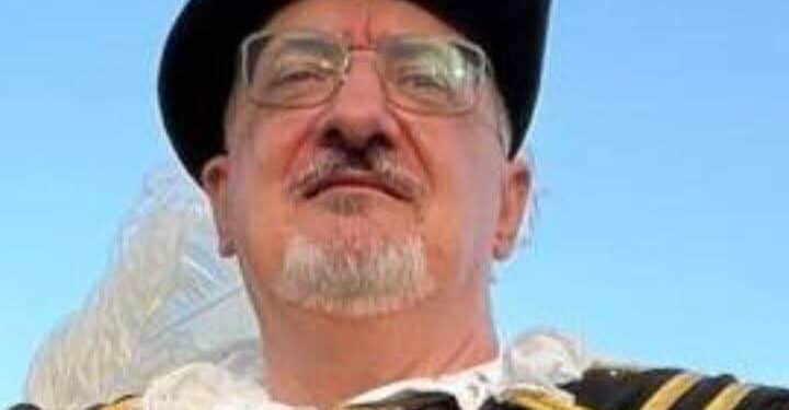 Malore fatale durante un’esibizione: addio a Andrea Sanna, tamburino e storico della Sartiglia