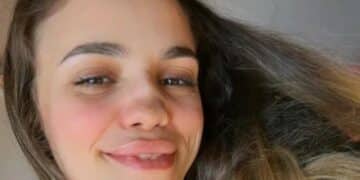 Assemini, picchiata selvaggiamente da tre donne che hanno fatto irruzione nel bar dove lavorava: “Vi racconto cosa è successo”