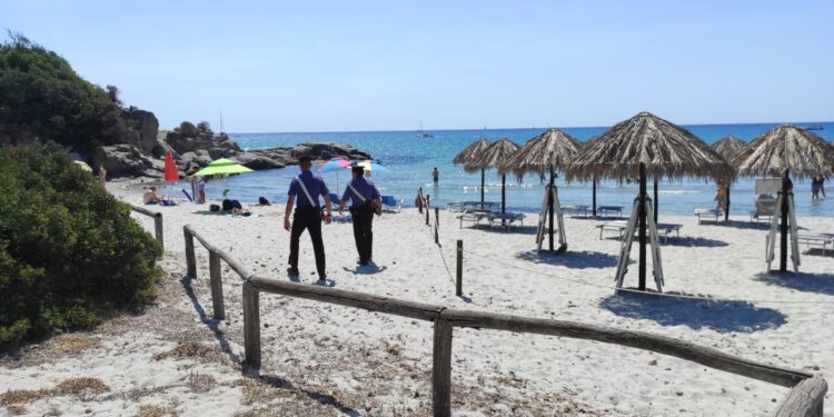 Arbus, i carabinieri trovano una mandibola umana in spiaggia a Torre dei Corsari