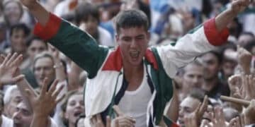 Tittìa inarrestabile, Giovanni Atzeni vince per l’undicesima volta il Palio di Siena
