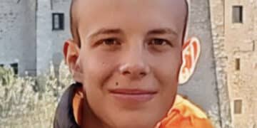 Giovanni muore a 19 anni per una malattia, la lettera ai genitori: “Non mi ha fermato dal vivere a pieno”