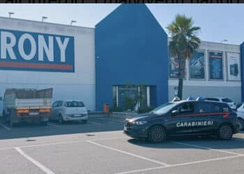 San Sperate, furto notturno al Trony: sfondano l’ingresso con il muletto,  rubati numerosi cellulari