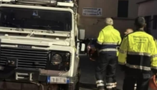 Bimbo di 5 anni scompare da un camping mentre è in vacanza con i genitori: interrogato un uomo