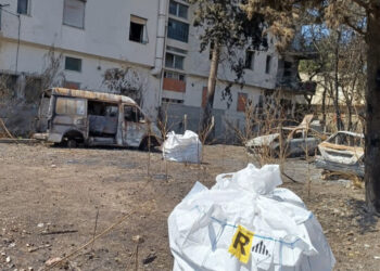 Palazzine ex zuccherificio a Villasor, dopo il rogo arriva la bonifica: “E con l’entrata in vigore del “decreto sicurezza” la legge prevede in caso di occupazione abusiva l’arresto immediato”