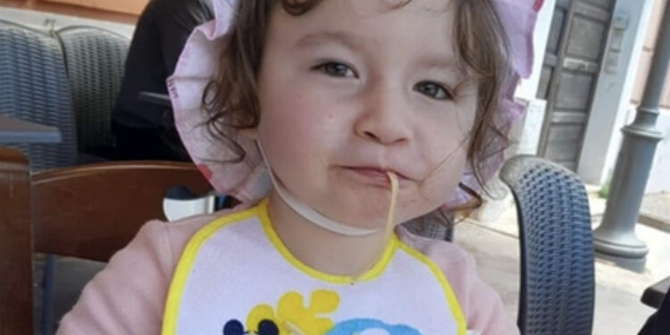 Tamponamento auto-tir sulla A1: morta anche Summer, la bambina di 4 anni