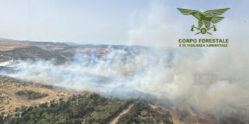 Sardegna ancora nella morsa del fuoco, oggi 26 incendi: bruciano Nurri e Furtei