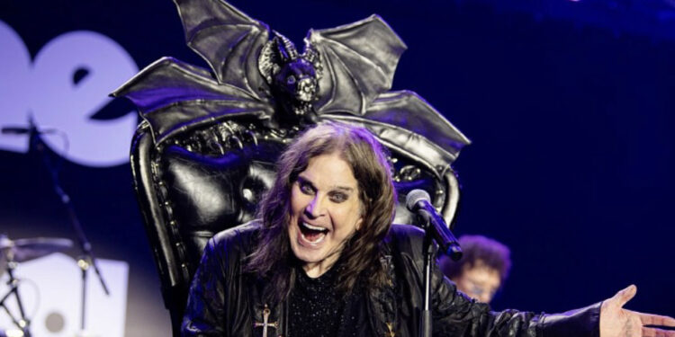 Addio alla leggenda dell’heavy-metal Ozzy Osbourne: aveva 76 anni