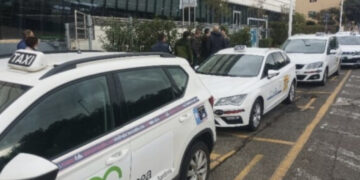 Cagliari, taxi introvabili anche in centro: “Servizio bloccato, così la città perde dignità”