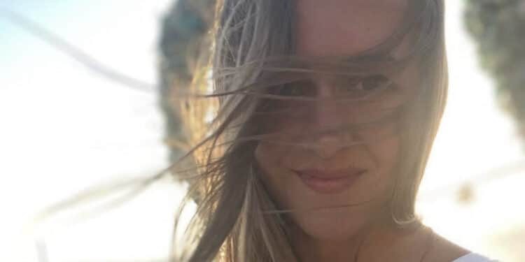 Tragedia a Ibiza: turista italiana di 36 anni muore per un malore