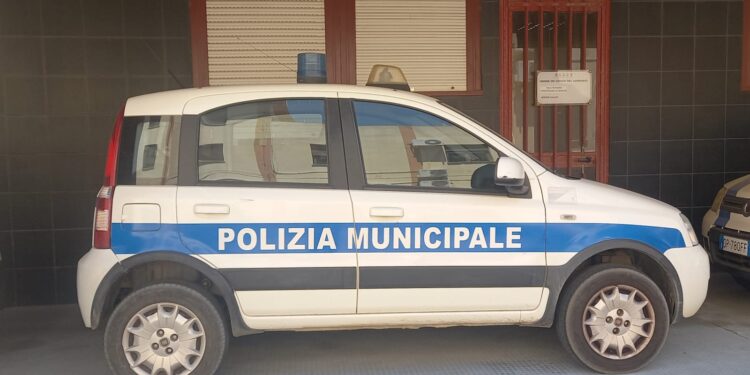 Muravera, abbandonano i rifiuti nel territorio: maleducati smascherati grazie alle fototrappole