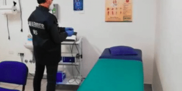 Medicina estetica abusiva, denunciata una 35enne a Cagliari