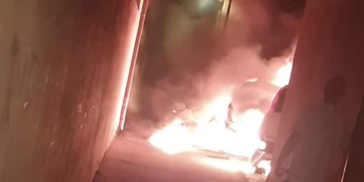 Paura a Selargius, due auto in fiamme nel cuore della notte