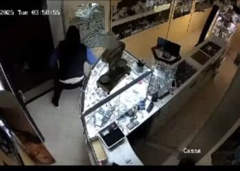 Elmas, solidarietà al gioielliere derubato: aperta una raccolta fondi