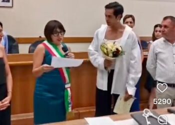 A Mahmood la cittadinanza di Orosei, lui emozionato: “In Sardegna ritrovo me stesso”