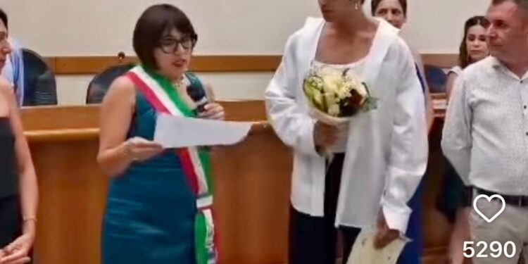 A Mahmood la cittadinanza di Orosei, lui emozionato: “In Sardegna ritrovo me stesso”