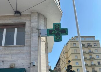 Cagliari sulla graticola, il caldo non dà tregua: 40 gradi in città e nella notte si sono superati i 30