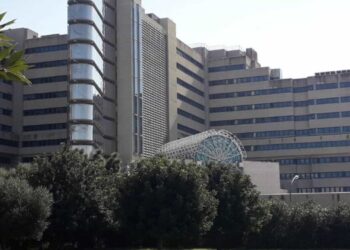 Brotzu e Policlinico, salari più bassi rispetto ad altre Asl: “La pazienza è finita”