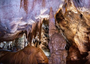 Iglesias, la Grotta di Santa Barbara è monumento naturale: “Un tesoro di valore mondiale”