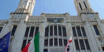 Cagliari, il centrodestra si astiene sul bilancio: “Responsabilità verso la città, non opposizione pregiudiziale”