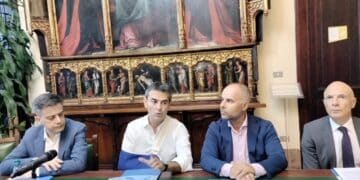 Poetto connesso h24: nuova navetta notturna, giornale in bus e pagamento digitale a bordo