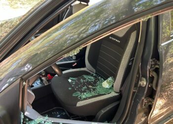 Sinnai, misterioso furto al Parco dei Sette Fratelli: auto svaligiata davanti alla sbarra della Forestale