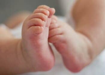 Lanusei, punto nascita chiuso da quasi 4 anni: “Nascere nel proprio territorio è un diritto”