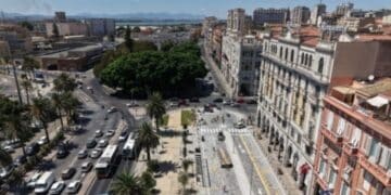 “Basta guerra alle auto, Cagliari ha bisogno di parcheggi”: la rivolta dei cittadini contro la nuova mobilità sostenibile