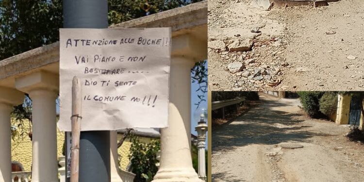 Buche in strada, singolare protesta a Solanas: “Non bestemmiare, Dio ti sente il Comune no”