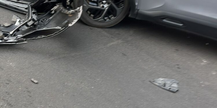 Cagliari, bruttissimo incidente in via della Pineta: gravissimo un 25enne di Sant’Elia