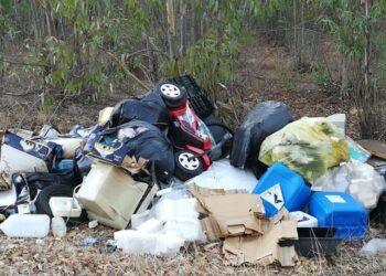 Sinnai, decine di incivili individuati grazie a telecamere e fototrappole: trasformavano le strade in discariche