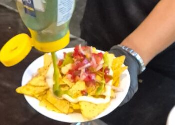 Caso botulino a Monserrato, accuse al vetriolo contro il sindaco