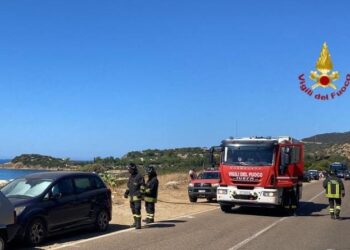 Dramma a Villasimius, esce di strada con la moto: muore un centauro