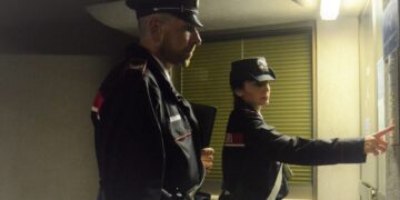 Aggredisce i genitori e danneggia auto e arredi a Siliqua: 29enne allontanato d’urgenza dalla casa di famiglia