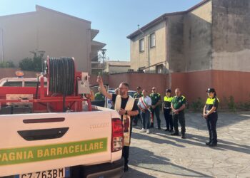 Barracelli di Sanluri: il Comune consegna un nuovo mezzo idoneo per le operazioni antincendio