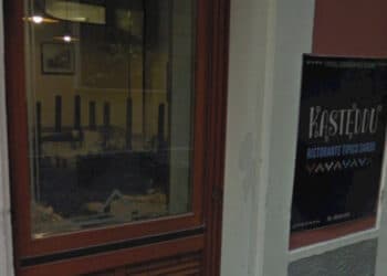 Cagliari, stangata al ristorante Kasteddu di via Barcellona: niente tavolini esterni per 18 mesi