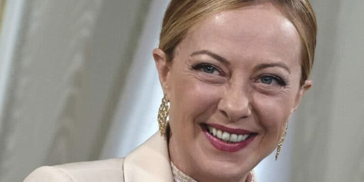 Caso Almasri, archiviazione per Giorgia Meloni ma non per Nordio e Piantedosi: “Assurdo”