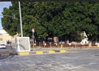 A Cagliari Piazza Matteotti si prepara a riaprire al traffico: rivoluzioni per auto e bus, modifiche a sensi di marcia e linee urbane