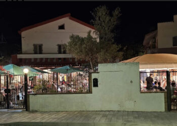 Capoterra, dieci furbetti mangiano e vanno via senza pagare: “ La notte siamo un luogo di frontiera”