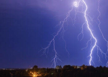 Colpito da un fulmine, 15enne è stato risvegliato dal coma