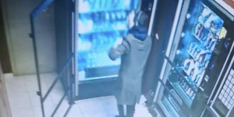 Elmas, furto con scasso alle macchinette di via Sulcitana: “Ci scusiamo con i nostri avventori”