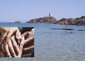 Pula, tre surfisti salvano una donna e una ragazza in balia della corrente a Nora: “Vorrei ringraziarvi di cuore, spero possiate leggere”