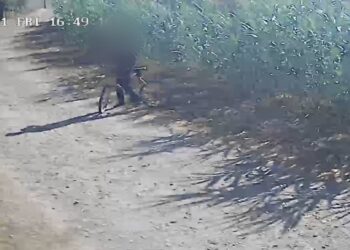 Furti e danneggiamenti a Monastir, la minoranza preoccupata sul caso migranti: “Situazioni che minano la civile convivenza”