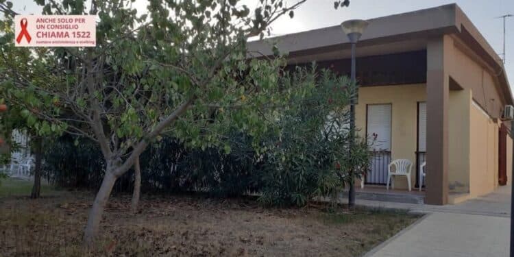 Ancora raid vandalici a Elmas, presa di mira la sede della Consulta delle Donne