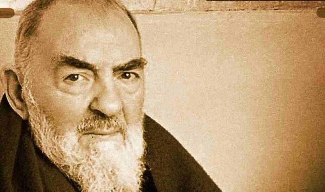 10 agosto 1910, Padre Pio è ordinato sacerdote all’età di 23 anni