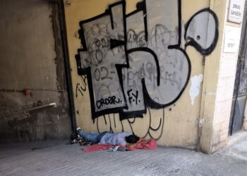 “Dal centro alla periferia Cagliari abbandonata e nel degrado, sicurezza negata anche agli studenti universitari”